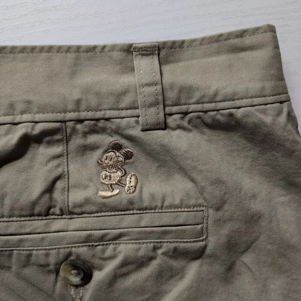 Disney World Mens Chino Shorts Size 38 Beige Flat Front Khaki Mickey Mouse New - Picture 9 of 16